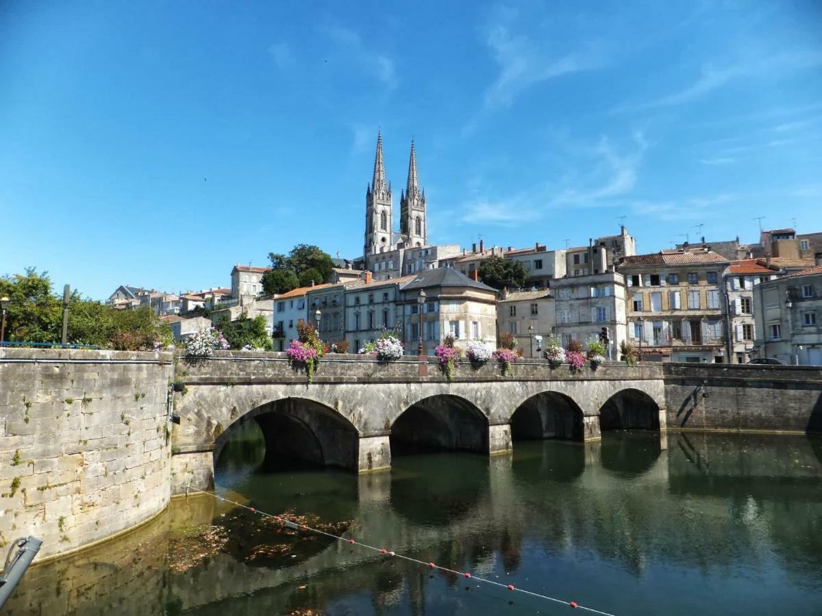 Apartament Le Petit Bois Niort Zewnętrze zdjęcie